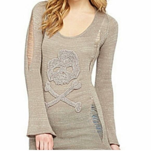 Chelsea & Violet Long Sleeve Pearl Skull Cross Bone Distressed Sweater S - Picture 1 of 7